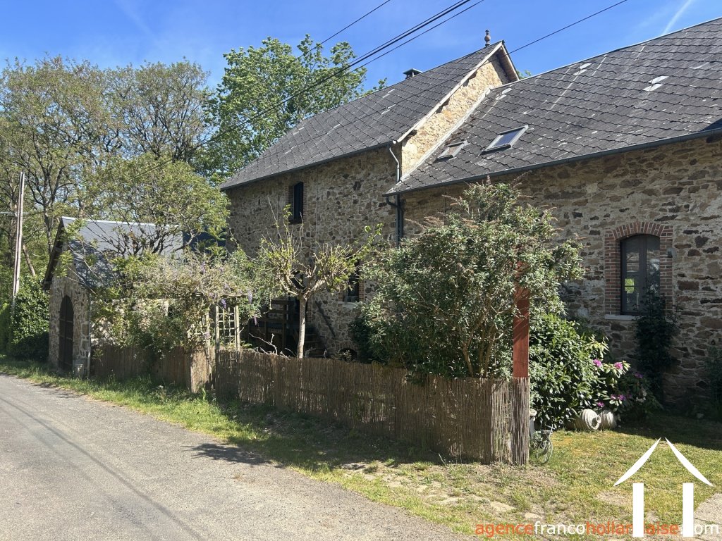 Maison à vendre chateau chervix, limousin, Li1032 Image - 51