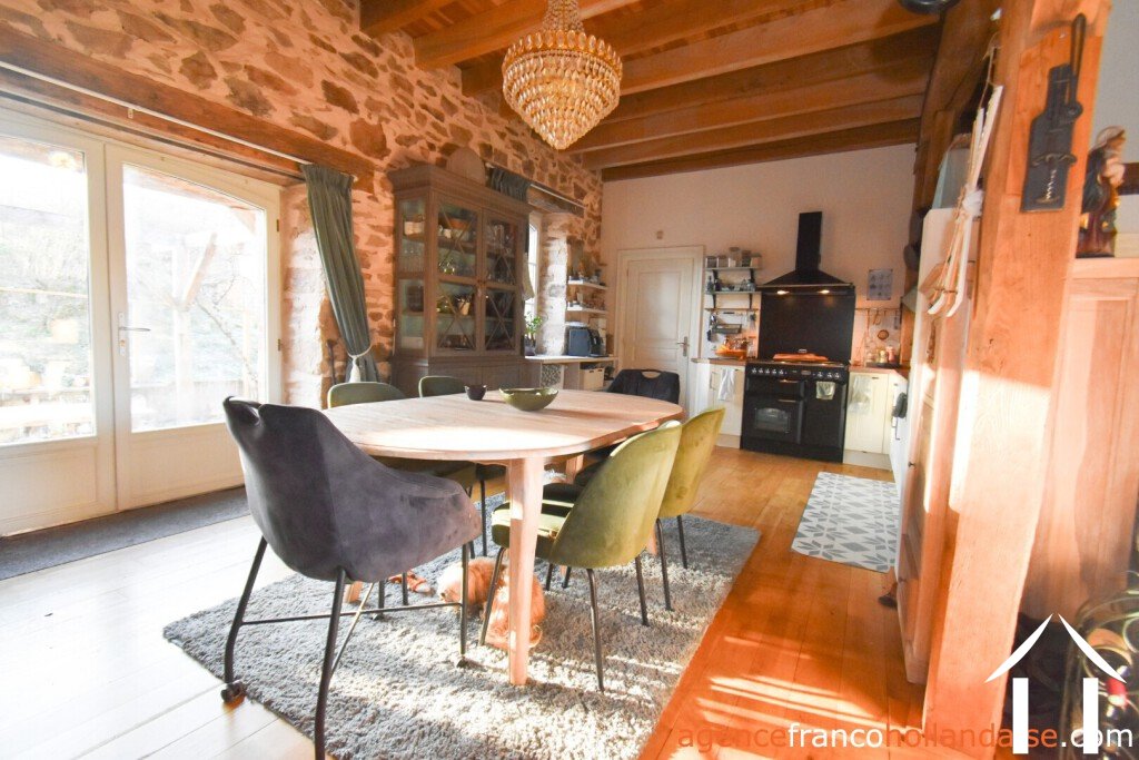 Maison à vendre chateau chervix, limousin, Li1032 Image - 9