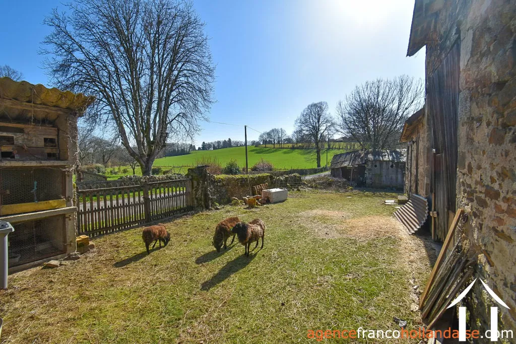 Maison avec gite à vendre la porcherie, limousin, Li1036 Image - 28
