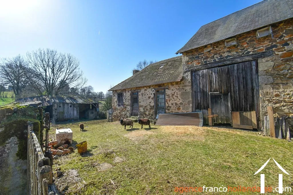Maison avec gite à vendre la porcherie, limousin, Li1036 Image - 29