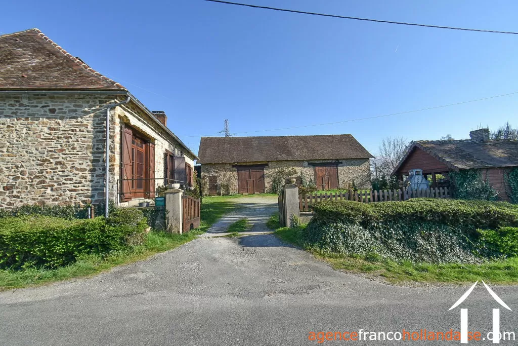 Propriété 1 hectare ++ à vendre meuzac, limousin, Li1039 Image - 31