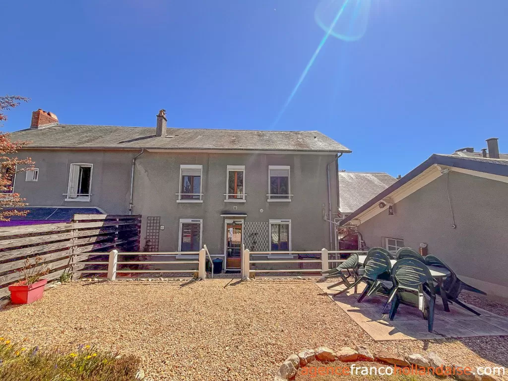 Maison de bourg à vendre chateauneuf la foret, limousin, Li1043 Image - 11
