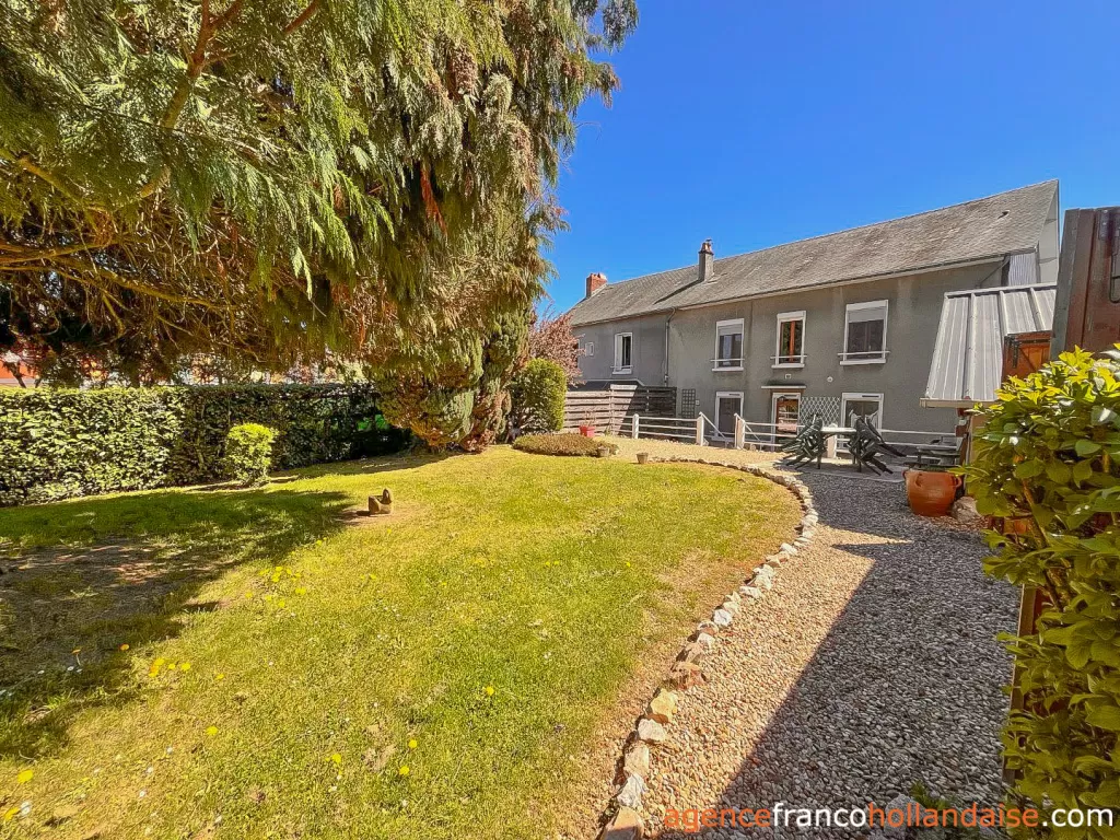 Maison de bourg à vendre chateauneuf la foret, limousin, Li1043 Image - 2