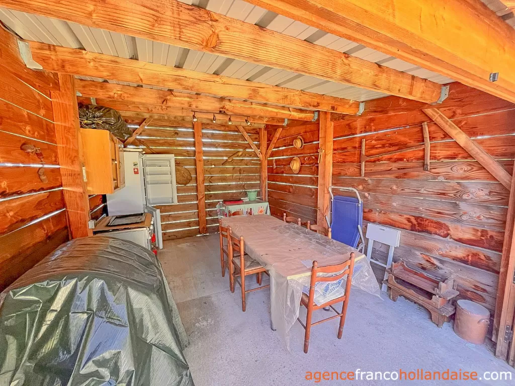 Maison de bourg à vendre chateauneuf la foret, limousin, Li1043 Image - 23