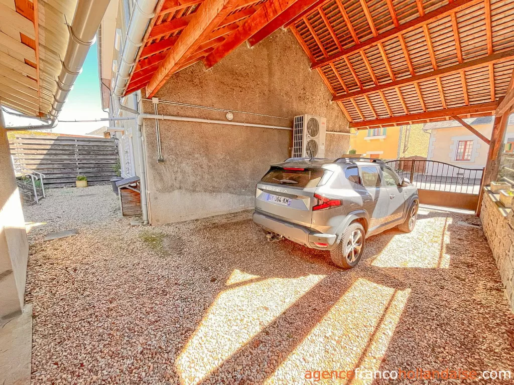 Maison de bourg à vendre chateauneuf la foret, limousin, Li1043 Image - 33