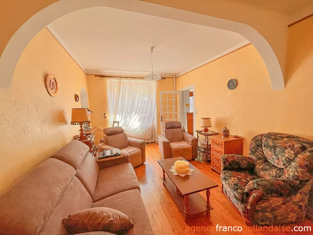 Maison de bourg à vendre chateauneuf la foret, limousin, Li1043 Image - 7