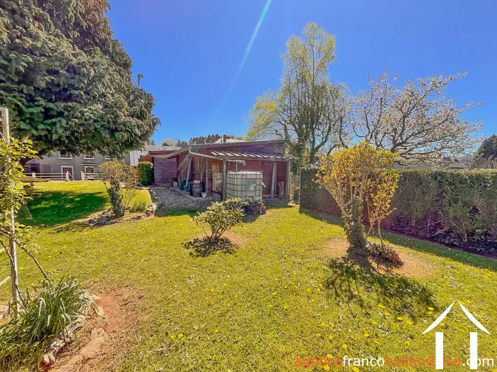 Maison de bourg à vendre chateauneuf la foret, limousin, Li1045 Image - 25