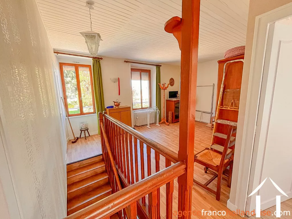 Maison de bourg à vendre chateauneuf la foret, limousin, Li1045 Image - 19