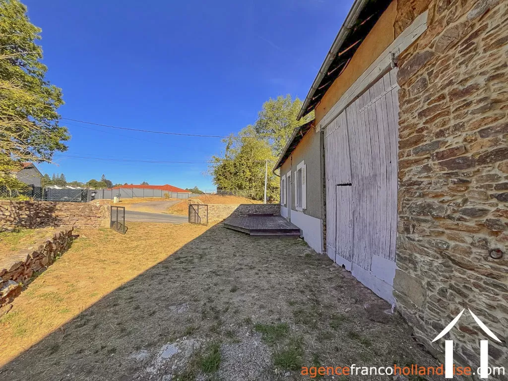 Maison à vendre chateauneuf la foret, limousin, Li1048 Image - 27