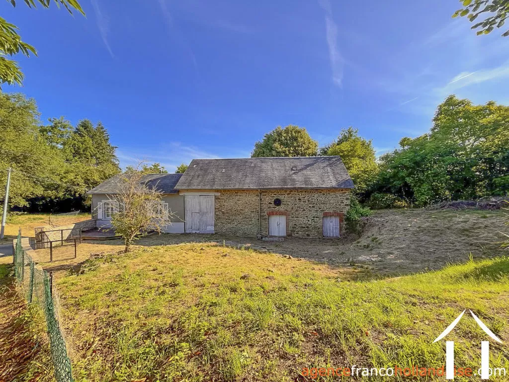 Maison à vendre chateauneuf la foret, limousin, Li1048 Image - 44