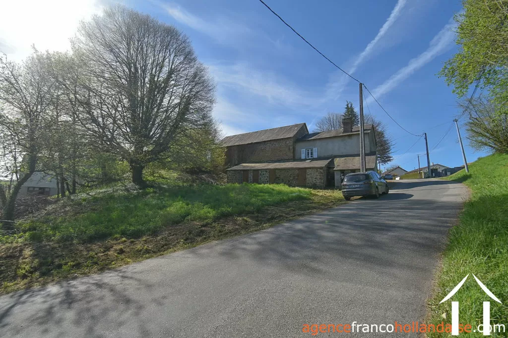 Maison à vendre chateauneuf la foret, limousin, Li1048 Image - 37