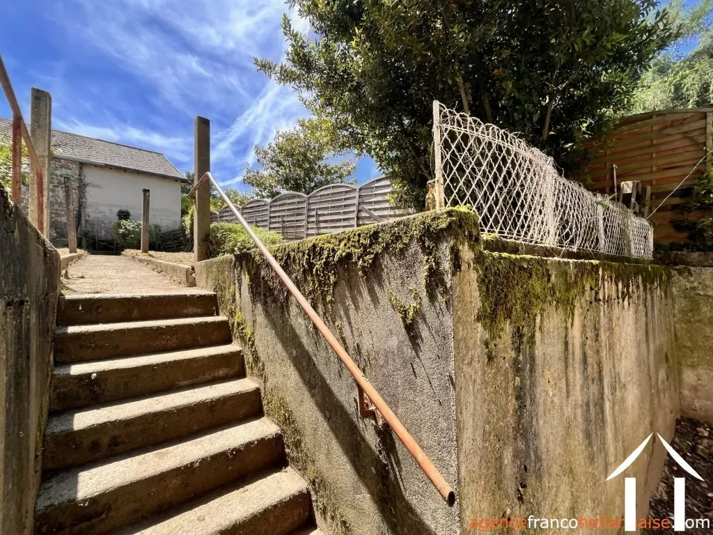 Maison de bourg à vendre chateauneuf la foret, limousin, Li1050 Image - 36