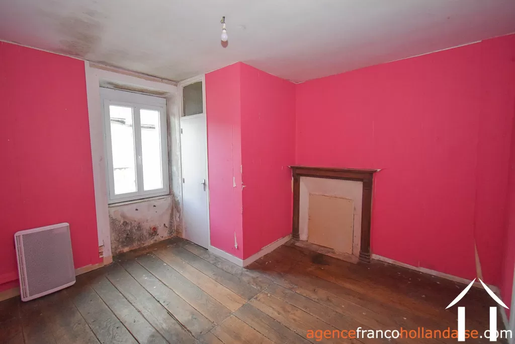 Maison de bourg à vendre chateauneuf la foret, limousin, Li1050 Image - 15