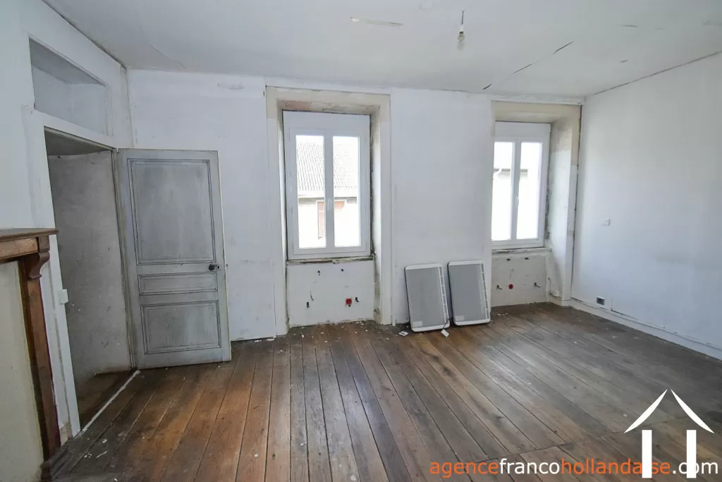 Maison de bourg à vendre chateauneuf la foret, limousin, Li1050 Image - 20
