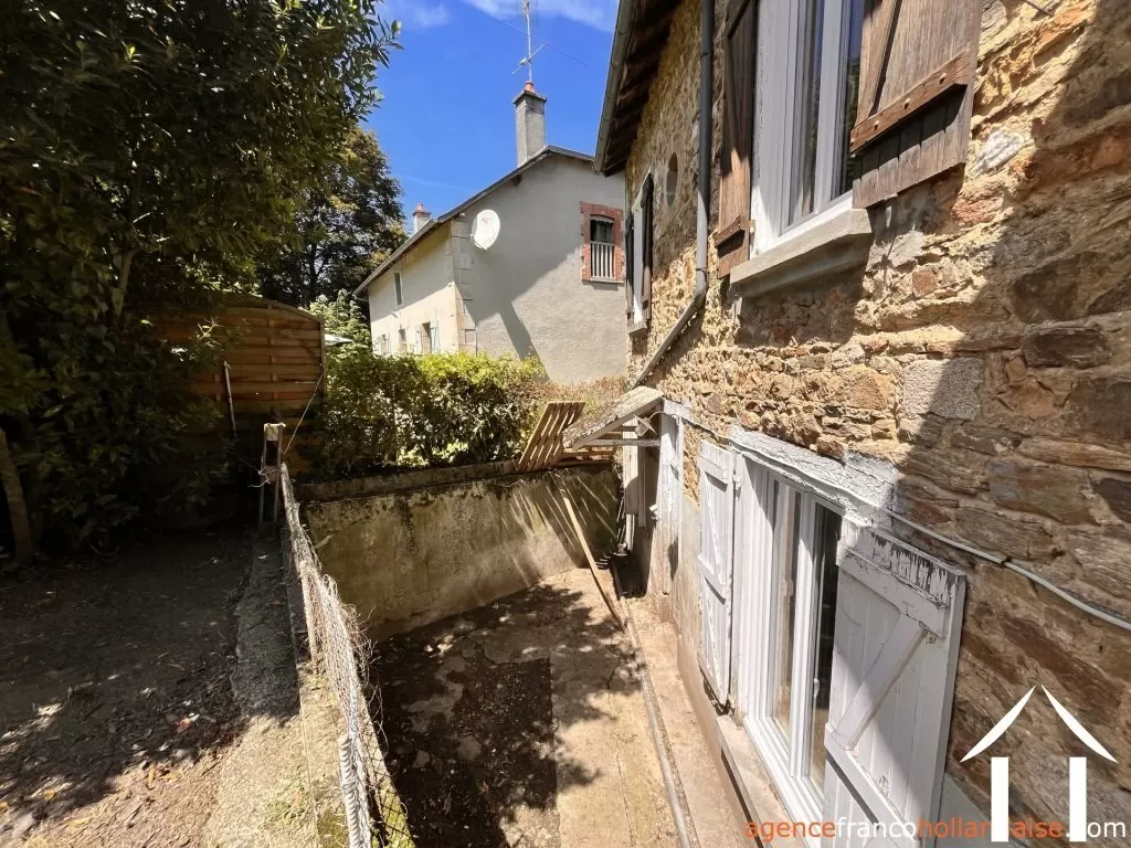 Maison de bourg à vendre chateauneuf la foret, limousin, Li1050 Image - 35