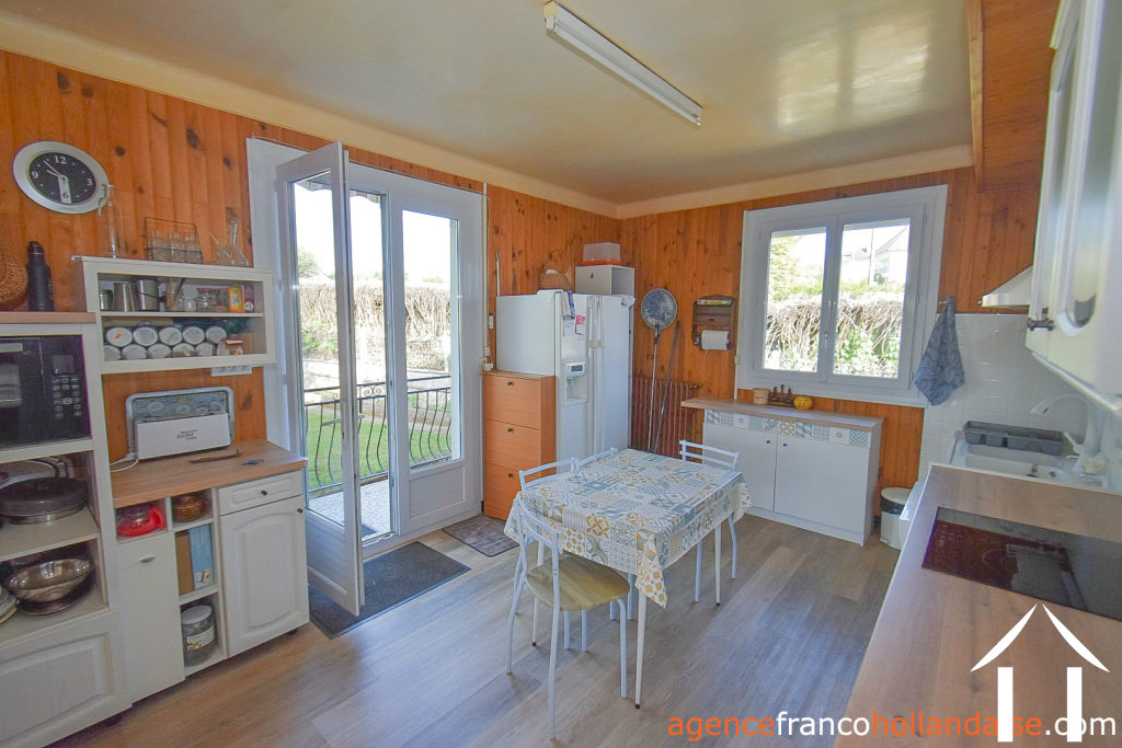 Maison de bourg à vendre chamberet, limousin, Li1053 Image - 2