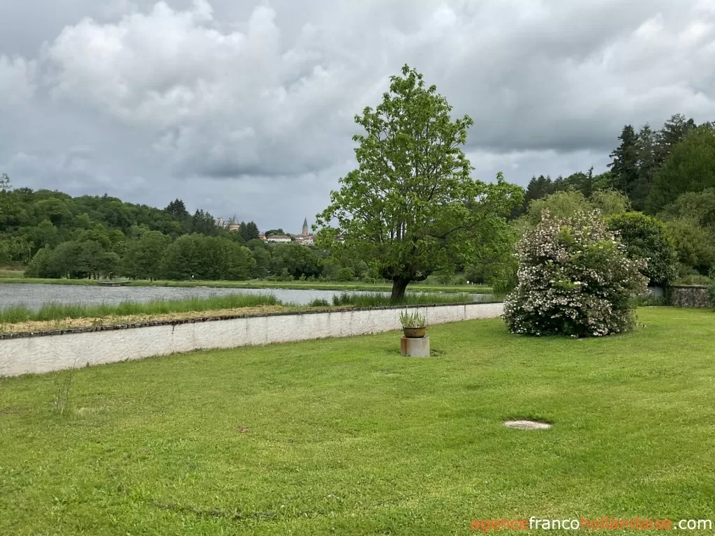 Maison avec gite à vendre rochechouart, limousin, Li1054 Image - 71