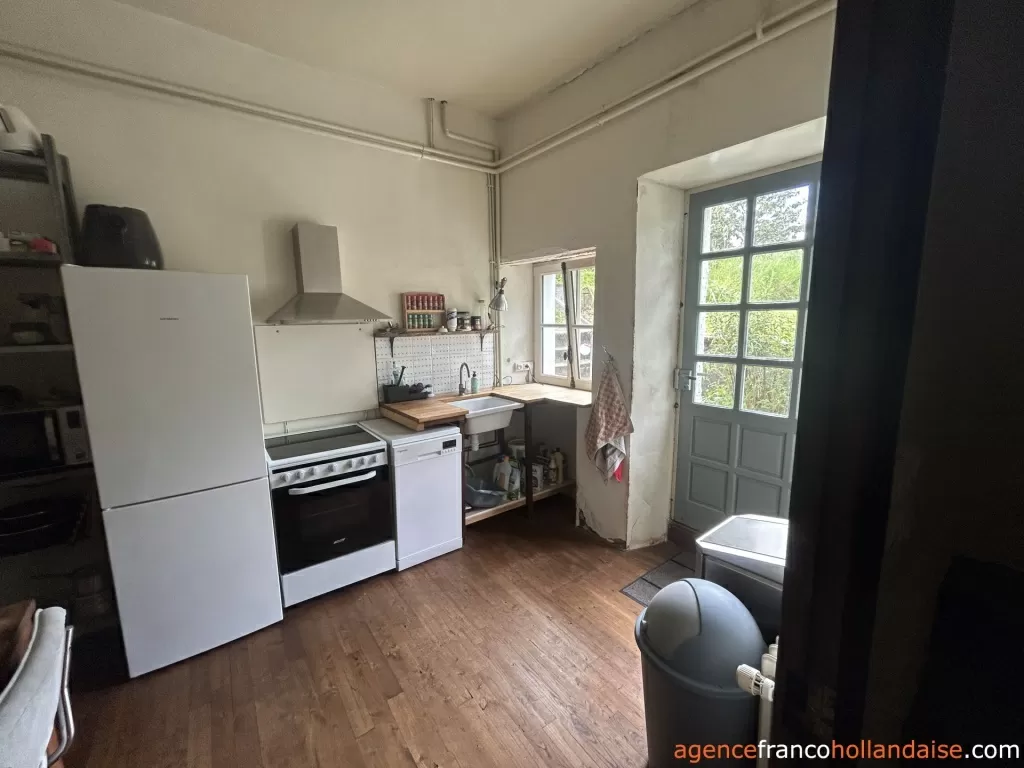 Maison avec gite à vendre rochechouart, limousin, Li1054 Image - 23
