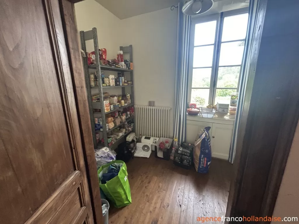 Maison avec gite à vendre rochechouart, limousin, Li1054 Image - 32