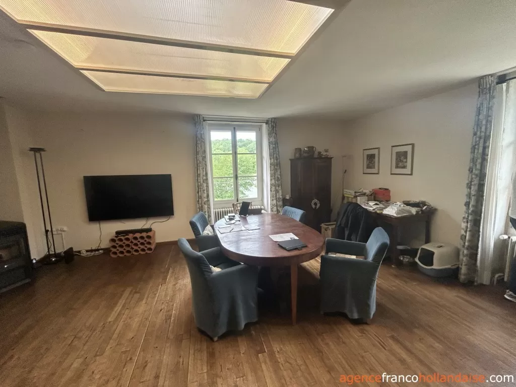 Maison avec gite à vendre rochechouart, limousin, Li1054 Image - 5