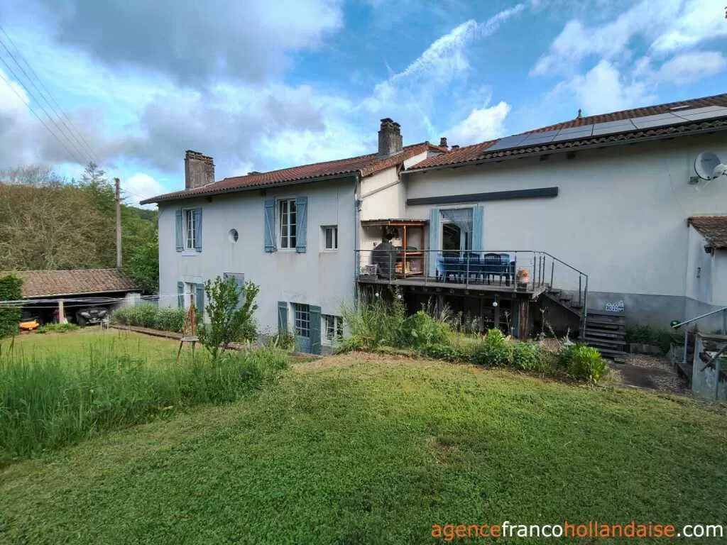 Maison avec gite à vendre rochechouart, limousin, Li1054 Image - 49