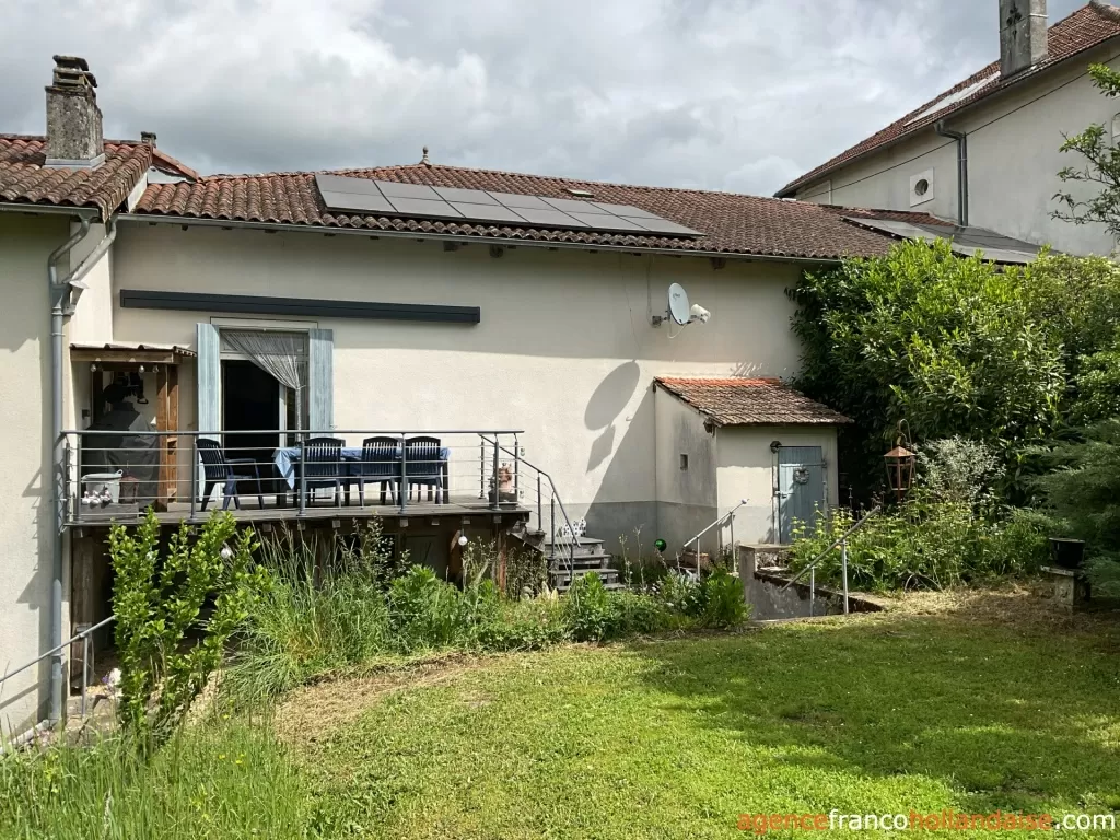 Maison avec gite à vendre rochechouart, limousin, Li1054 Image - 52