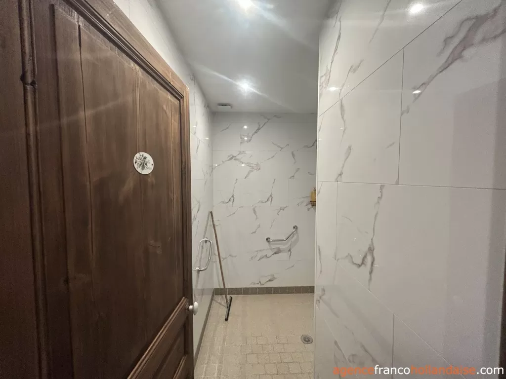 Maison avec gite à vendre rochechouart, limousin, Li1054 Image - 30