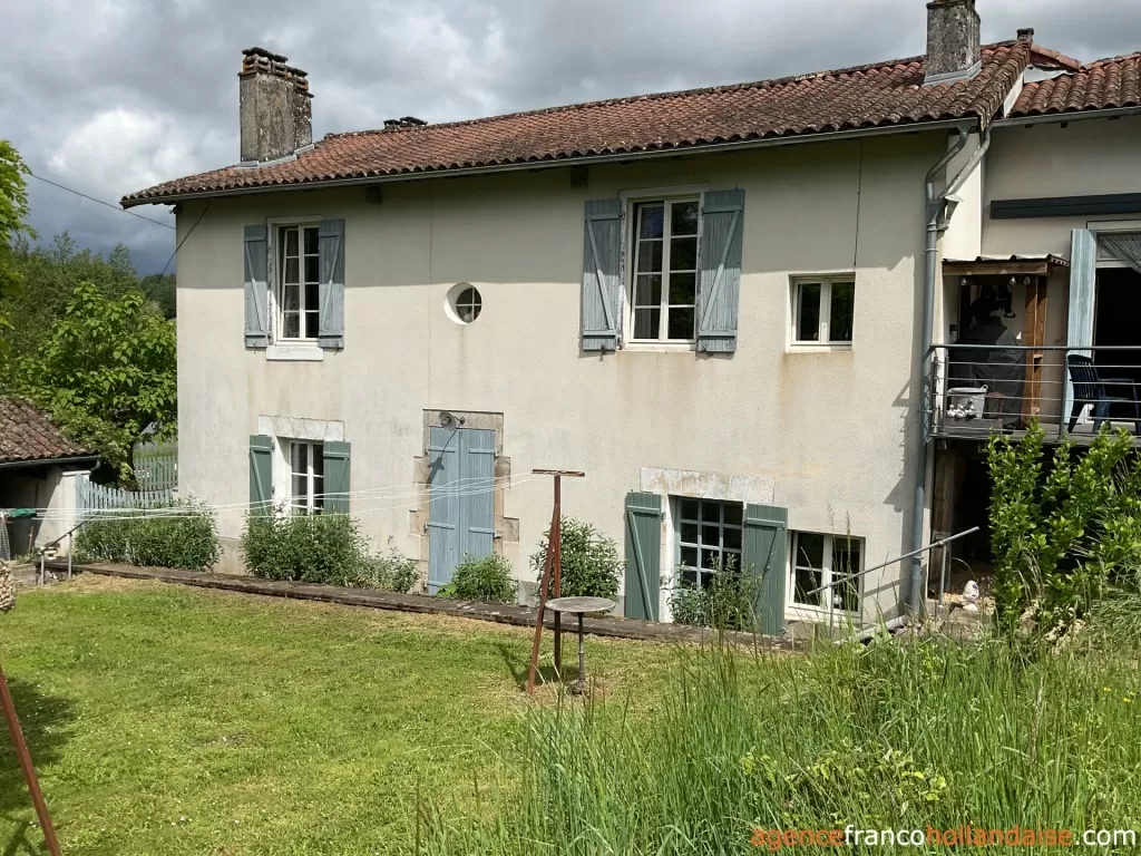 Maison avec gite à vendre rochechouart, limousin, Li1054 Image - 20