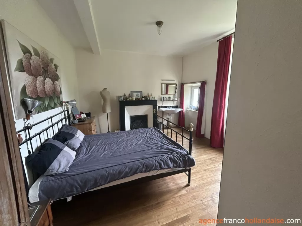 Maison avec gite à vendre rochechouart, limousin, Li1054 Image - 16