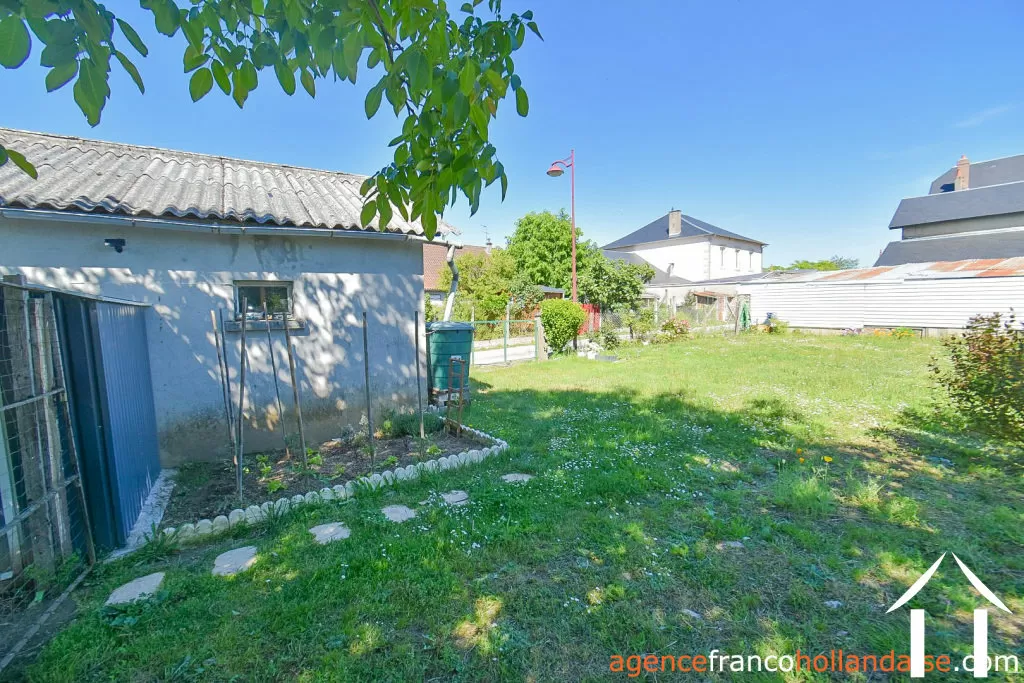 Maison de bourg à vendre la croisille sur briance, limousin, Li1055 Image - 40