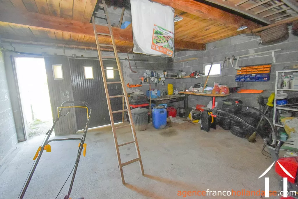 Maison de bourg à vendre la croisille sur briance, limousin, Li1055 Image - 32