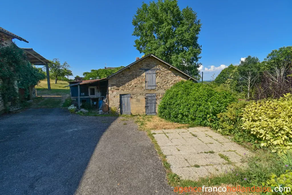 Propriété 1 hectare ++ à vendre chateauneuf la foret, limousin, Li1062 Image - 22