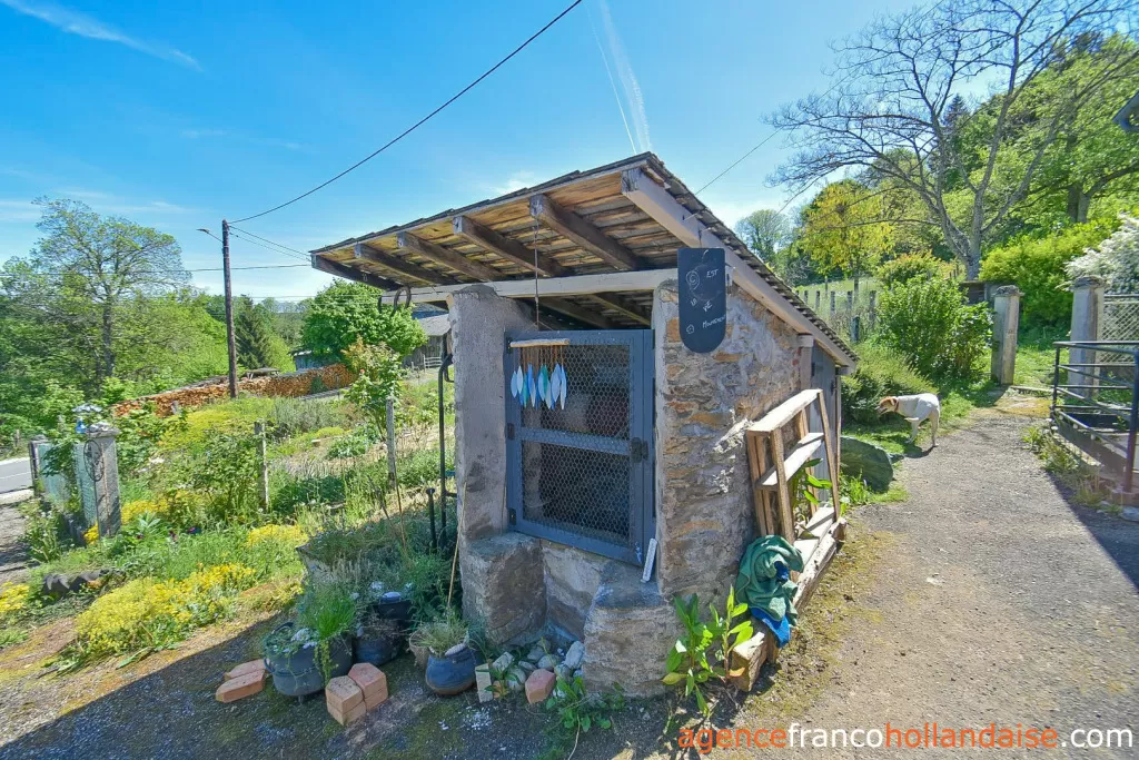 Propriété 1 hectare ++ à vendre chateauneuf la foret, limousin, Li1062 Image - 27