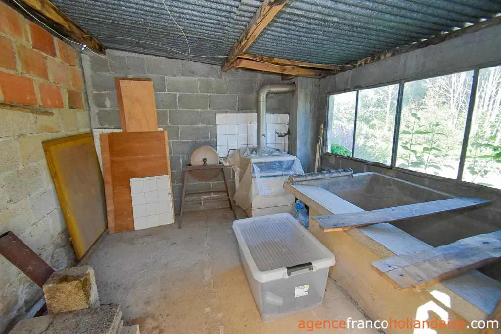 Propriété 1 hectare ++ à vendre chateauneuf la foret, limousin, Li1062 Image - 39