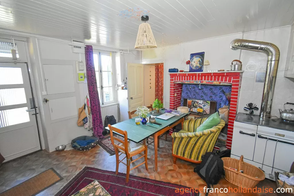 Propriété 1 hectare ++ à vendre chateauneuf la foret, limousin, Li1062 Image - 9