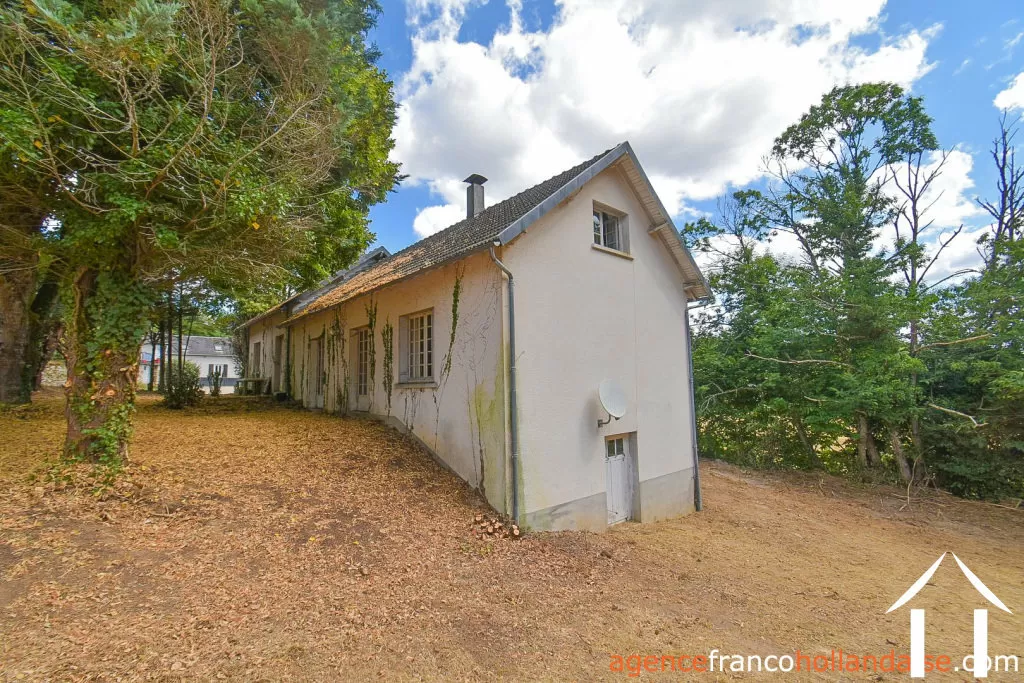 Maison de bourg à vendre meilhards, limousin, Li1063 Image - 27
