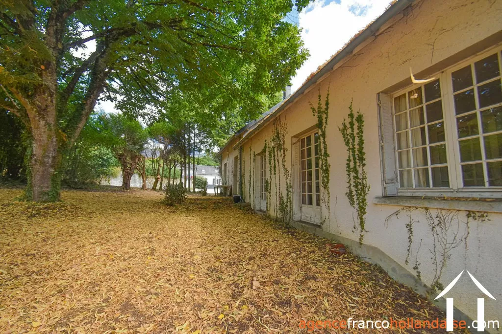 Maison de bourg à vendre meilhards, limousin, Li1063 Image - 10