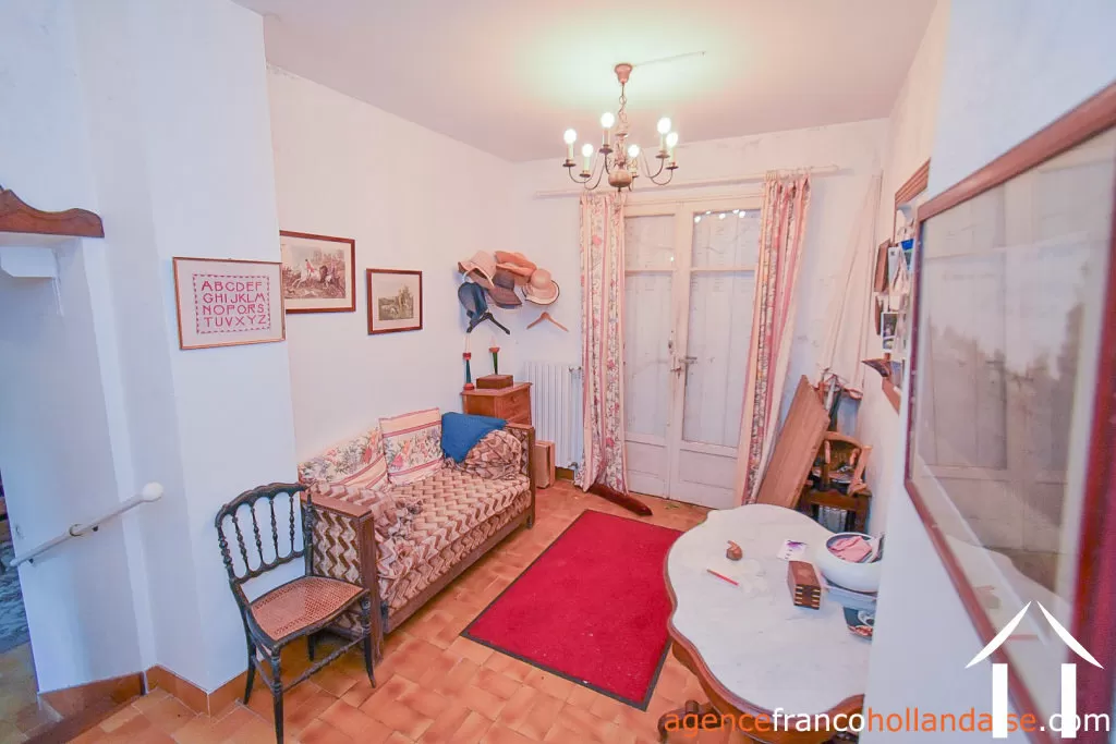 Maison de bourg à vendre meilhards, limousin, Li1063 Image - 12