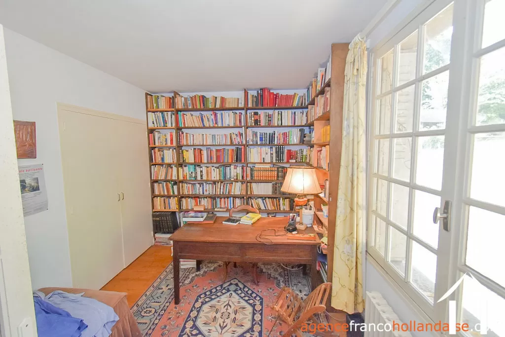 Maison de bourg à vendre meilhards, limousin, Li1063 Image - 13