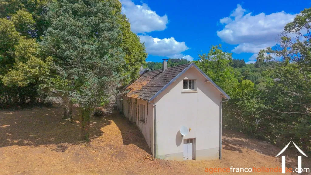 Maison de bourg à vendre meilhards, limousin, Li1063 Image - 26