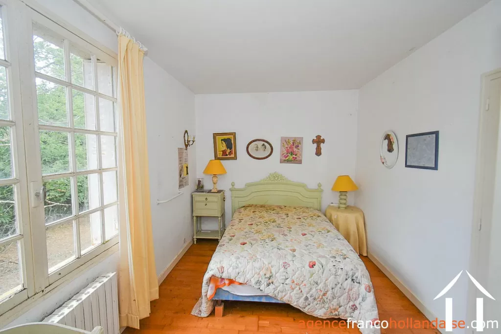 Maison de bourg à vendre meilhards, limousin, Li1063 Image - 16