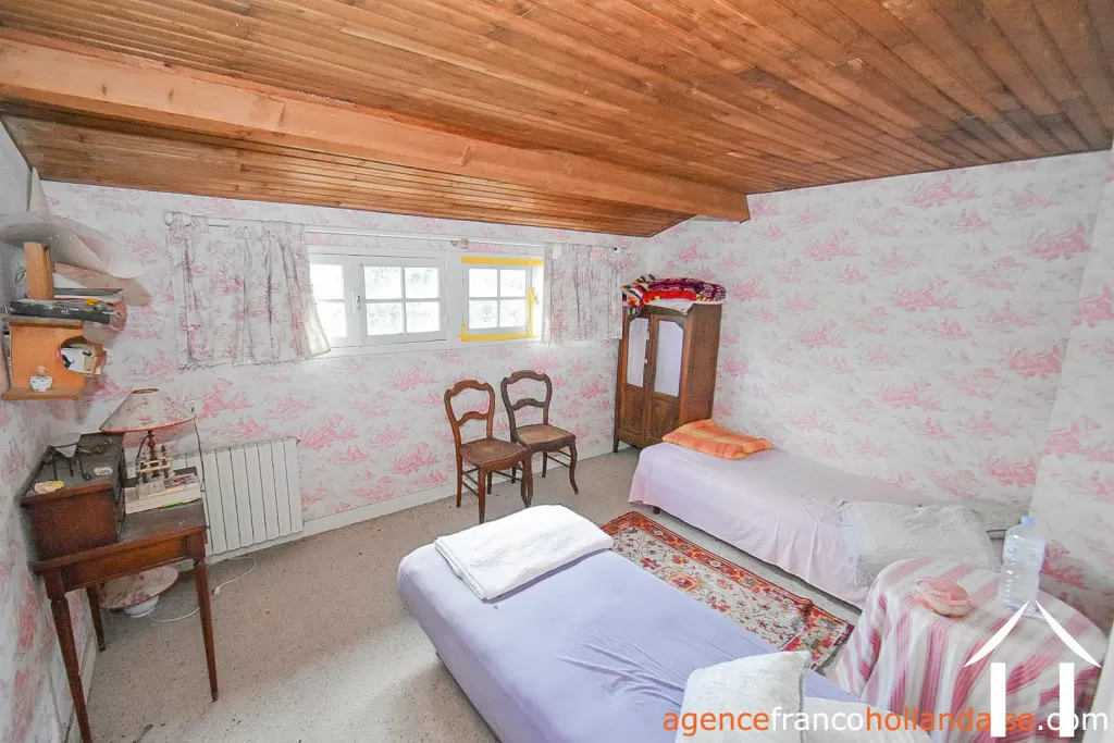 Maison de bourg à vendre meilhards, limousin, Li1063 Image - 20