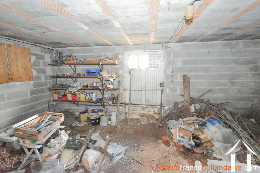 Maison de bourg à vendre meilhards, limousin, Li1063 Image - 35