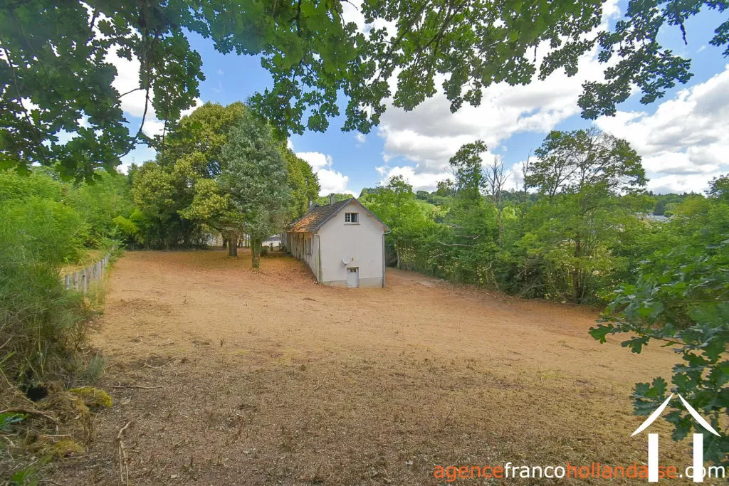 Maison de bourg à vendre meilhards, limousin, Li1063 Image - 25
