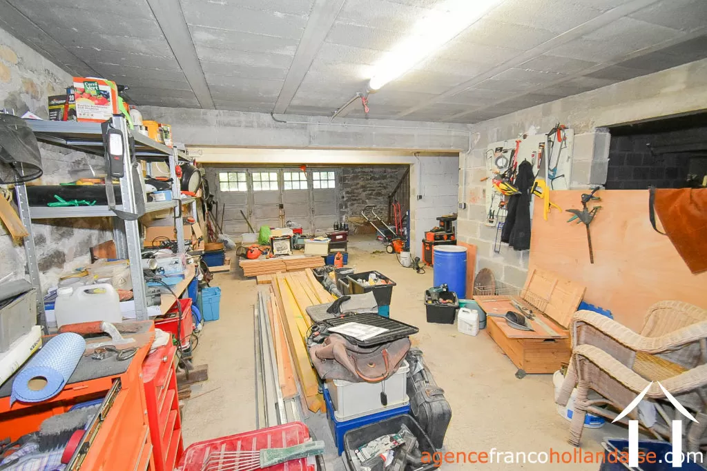 Maison à vendre chateauneuf la foret, limousin, Li1064 Image - 23