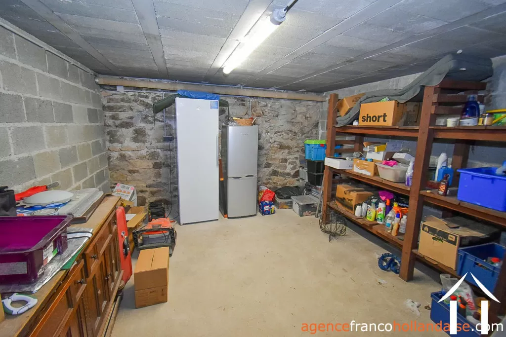 Maison à vendre chateauneuf la foret, limousin, Li1064 Image - 24