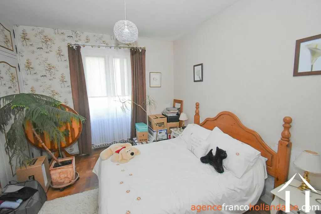 Maison à vendre chateauneuf la foret, limousin, Li1064 Image - 14