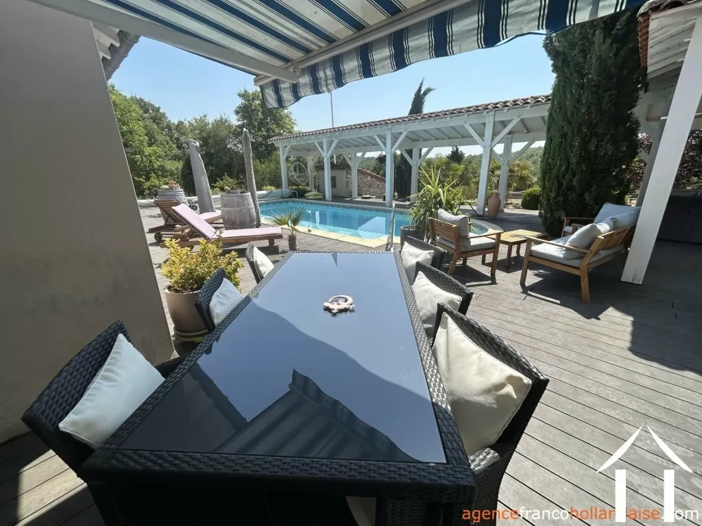 Maison avec gite à vendre brouchaud, aquitaine, Li1068 Image - 6