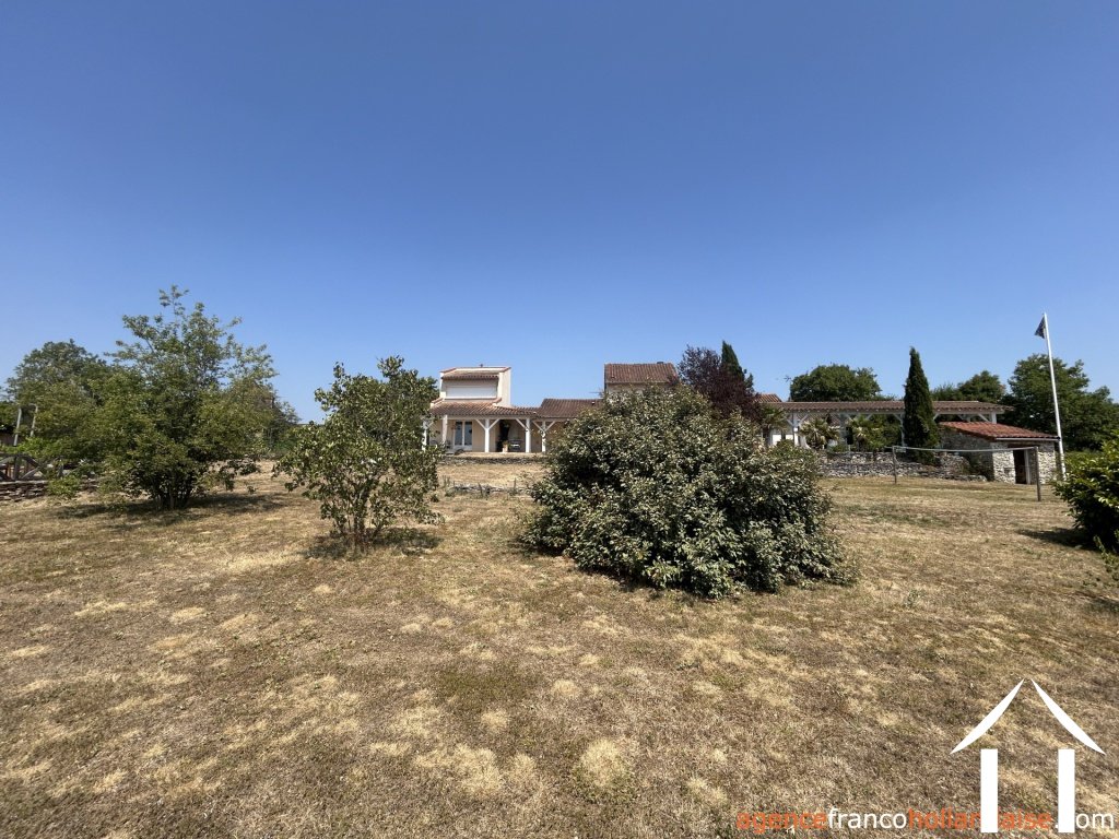 Maison avec gite à vendre brouchaud, aquitaine, Li1068 Image - 43