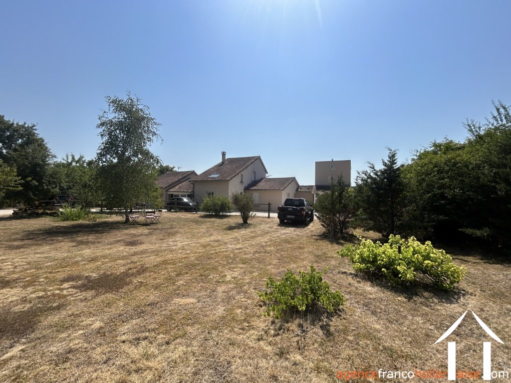 Maison avec gite à vendre brouchaud, aquitaine, Li1068 Image - 57